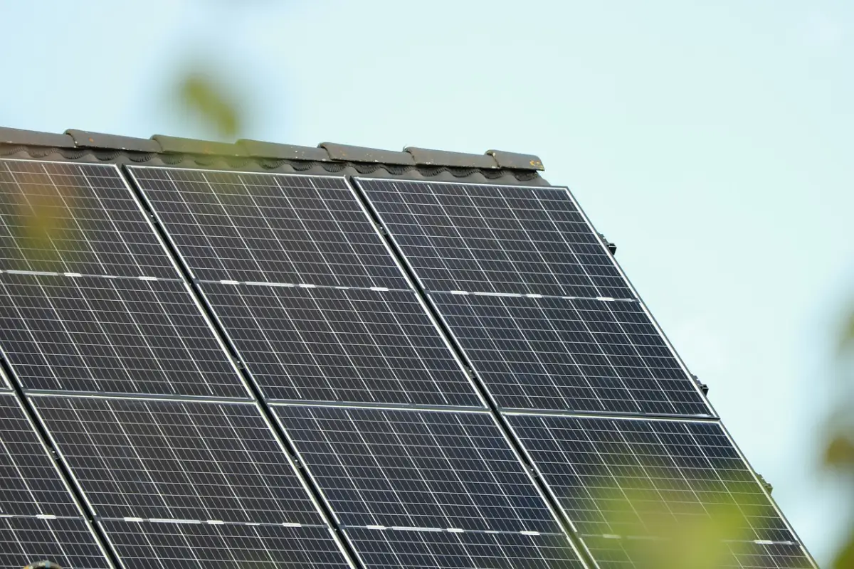 How Long Does It Take To Install Commercial Solar Panels